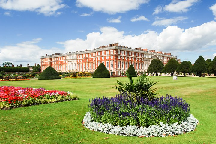 Hampton Court palace
